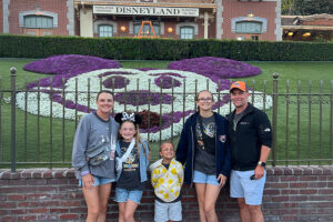 Scott Snellings with family