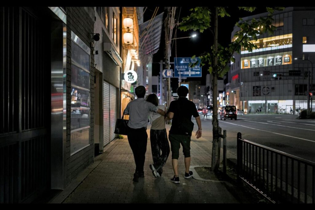 updated drunkwalk 1200px 3by2